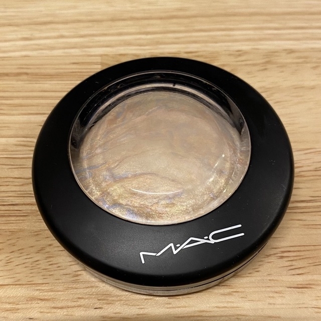 MAC(マック)のMAC ミネラライズ　スキンフィニッシュ　ライトスカペード コスメ/美容のベースメイク/化粧品(フェイスパウダー)の商品写真