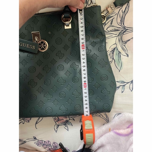 GUESS(ゲス)のGUESS バッグ  レディースのバッグ(ショルダーバッグ)の商品写真