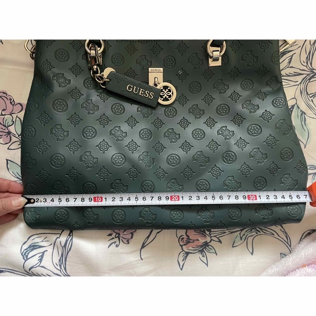 GUESS(ゲス)のGUESS バッグ  レディースのバッグ(ショルダーバッグ)の商品写真