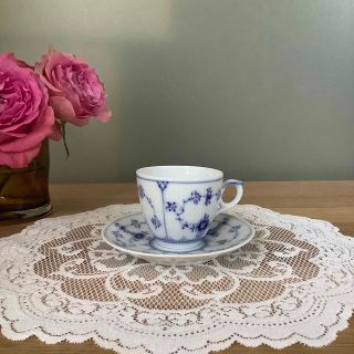 ロイヤルコペンハーゲン(ROYAL COPENHAGEN)の未使用／ロイヤルコペンハーゲン　ブルーフルーテッド プレイン　デミタスカップ(食器)