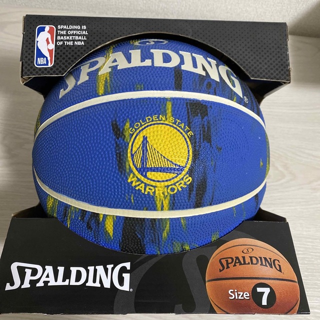 SPALDING(スポルディング)のSPALDING バスケットボール 7号 ウォーリアーズ スポーツ/アウトドアのスポーツ/アウトドア その他(バスケットボール)の商品写真