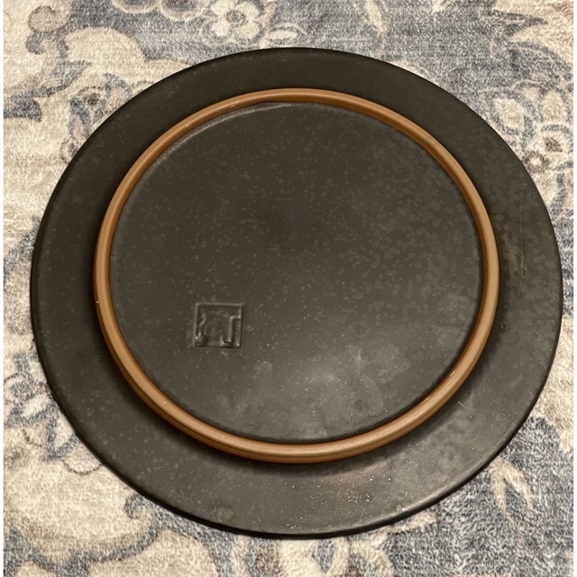 Syuro SP-M-02 Stoneware plate 黒皿　26 cm インテリア/住まい/日用品のキッチン/食器(食器)の商品写真