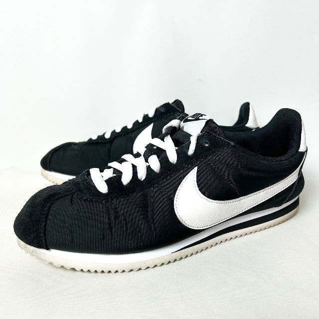 807472-011 NIKE CORTEZ NYLON 黒白 27cm靴/シューズ