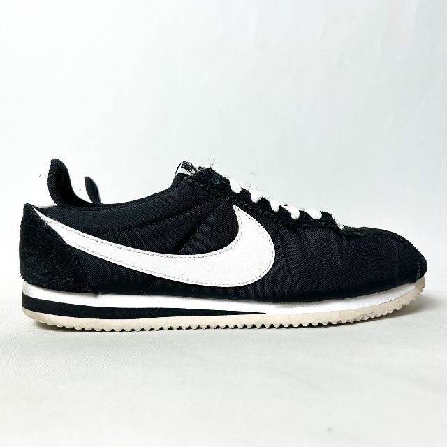 807472-011-NIKECORTEZ.黒白