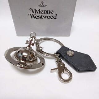ヴィヴィアンウエストウッド(Vivienne Westwood)のvivienne westwood SAFFIANO 3D ORB キーホルダー(キーホルダー)
