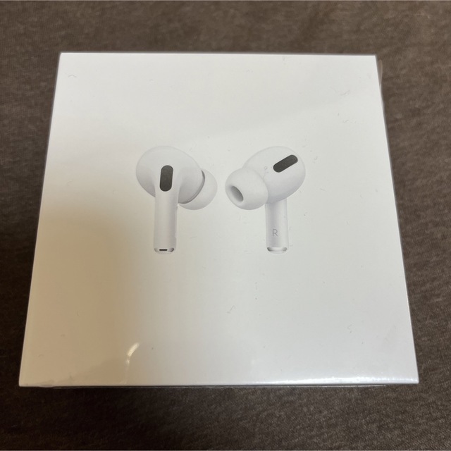 Apple - 2021 AirPods Pro Apple純正MagSafe充電ケース付きの通販 by