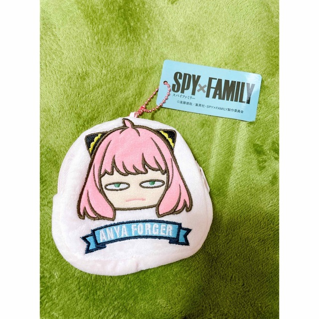 SPY×FAMILY アーニャ／ミニアップリケポーチ コインケース エンタメ/ホビーのおもちゃ/ぬいぐるみ(キャラクターグッズ)の商品写真