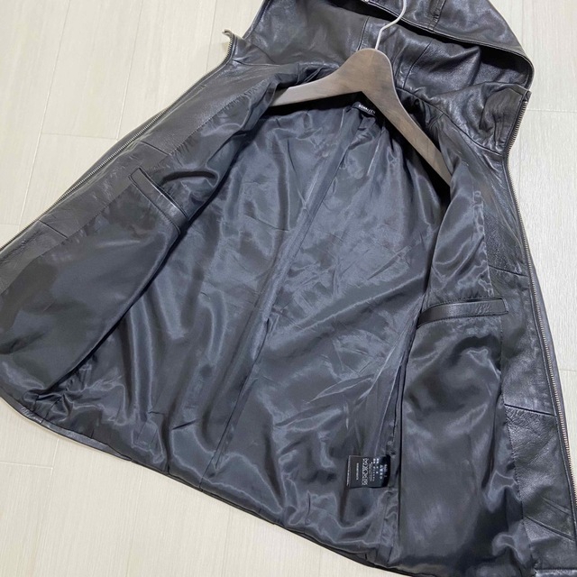 Paul Smith(ポールスミス)のSCHAFFEN KAWANOYAKATA ラムレザーフーディージャケット メンズのジャケット/アウター(レザージャケット)の商品写真