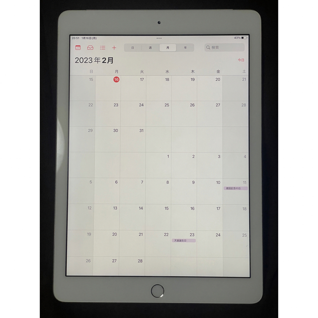 iPad(アイパッド)のiPad 第5世代 32GB simフリー MP1L2J/A スマホ/家電/カメラのPC/タブレット(タブレット)の商品写真