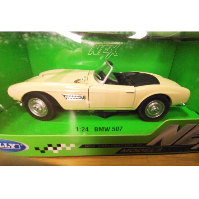 ウィリー WELLY 1/24 BMW 507 コンバーチブル クリーム エンタメ/ホビーのおもちゃ/ぬいぐるみ(ミニカー)の商品写真