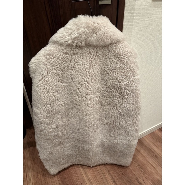 新品　【BLANCHA/ブランカ】 SHEARLING ベスト レディースのトップス(ベスト/ジレ)の商品写真