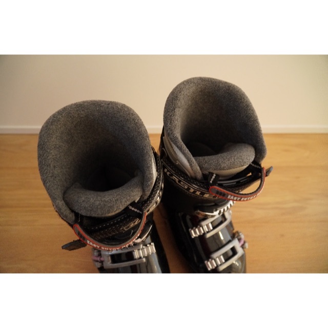 スキー靴 スキーブーツKASTLE 23.5センチ相当レディースキッズ/HEAD スポーツ/アウトドアのスキー(ブーツ)の商品写真
