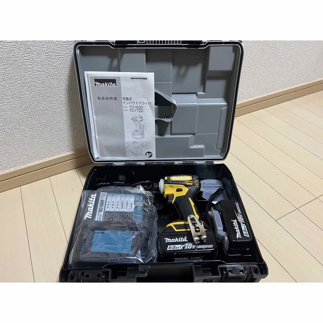 バッテリー2個 新品 TD172DGX マキタ インパクトドライバー 18v