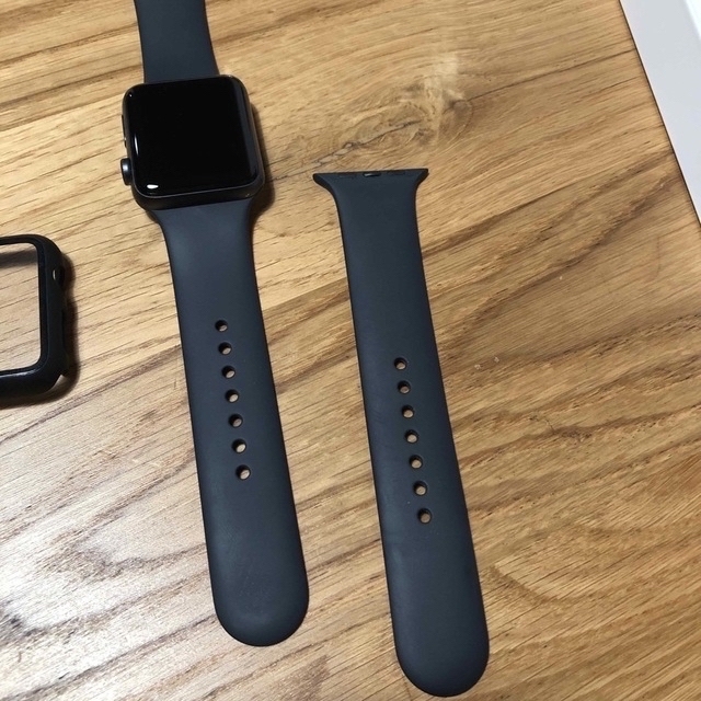 Apple Watch(アップルウォッチ)のAPPLE WATCH series3 42mm メンズの時計(腕時計(デジタル))の商品写真