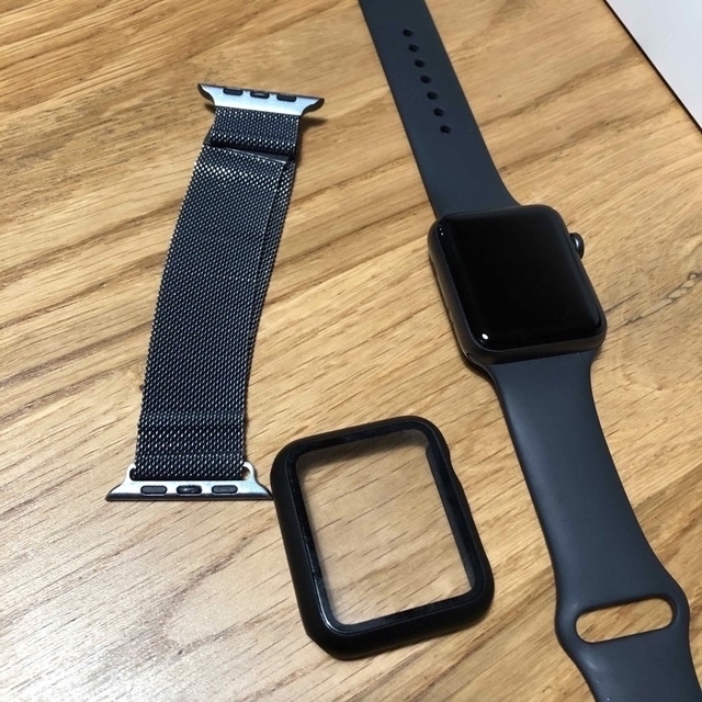 Apple Watch(アップルウォッチ)のAPPLE WATCH series3 42mm メンズの時計(腕時計(デジタル))の商品写真