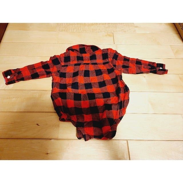 babyGAP(ベビーギャップ)のbabyGap　ロンパース　長袖　シャツ　サイズ90 キッズ/ベビー/マタニティのベビー服(~85cm)(ロンパース)の商品写真