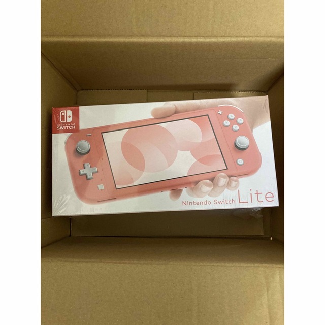 Nintendo Switch LITE ピンク