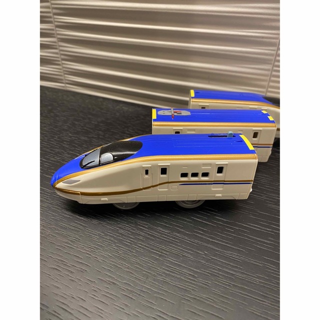 Takara Tomy(タカラトミー)のプラレール　E7系新幹線かがやき キッズ/ベビー/マタニティのおもちゃ(電車のおもちゃ/車)の商品写真