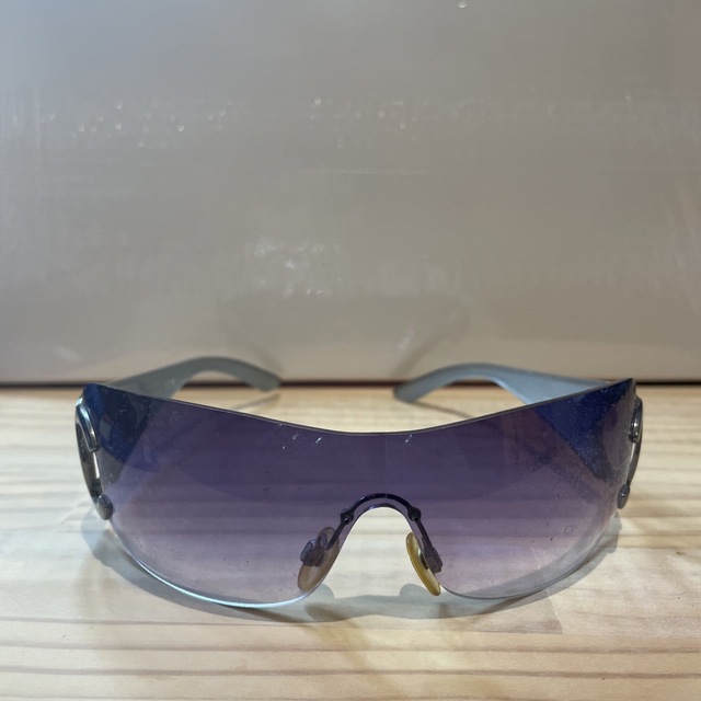 CHANEL(シャネル)のCHANEL サングラス 3本セット 傷ありジャンク レディースのファッション小物(サングラス/メガネ)の商品写真