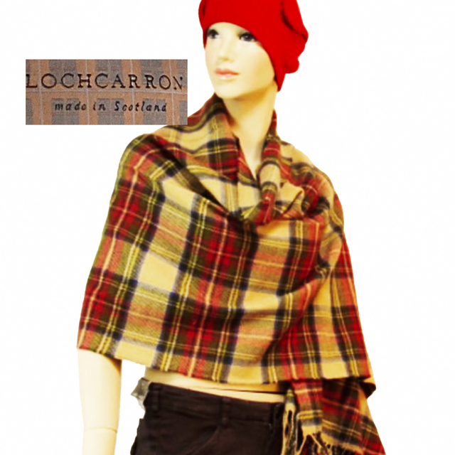 Lochcarron of scotland ロキャロン ラムズウール100％の通販 by