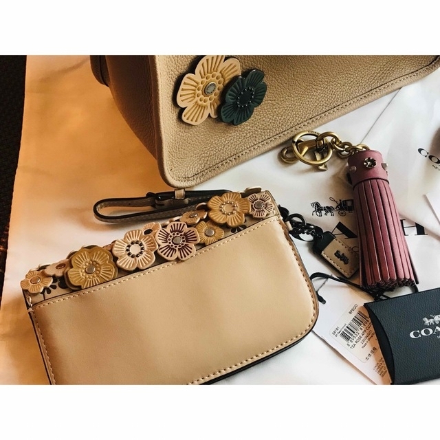 COACH コーチ クラッチバッグ 長財布 ティーローズ 別売りチェーン付き