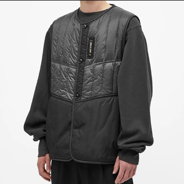 MONCLER(モンクレール)のMONCLER GENIUS FRGMT DALIM ダウンベスト TG2 メンズのジャケット/アウター(ダウンベスト)の商品写真