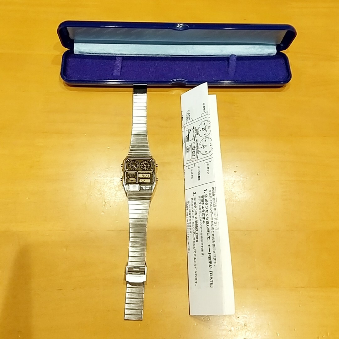 プレゼントを選ぼう！ CITIZEN × TiC TAC アナデジテンプ 腕時計