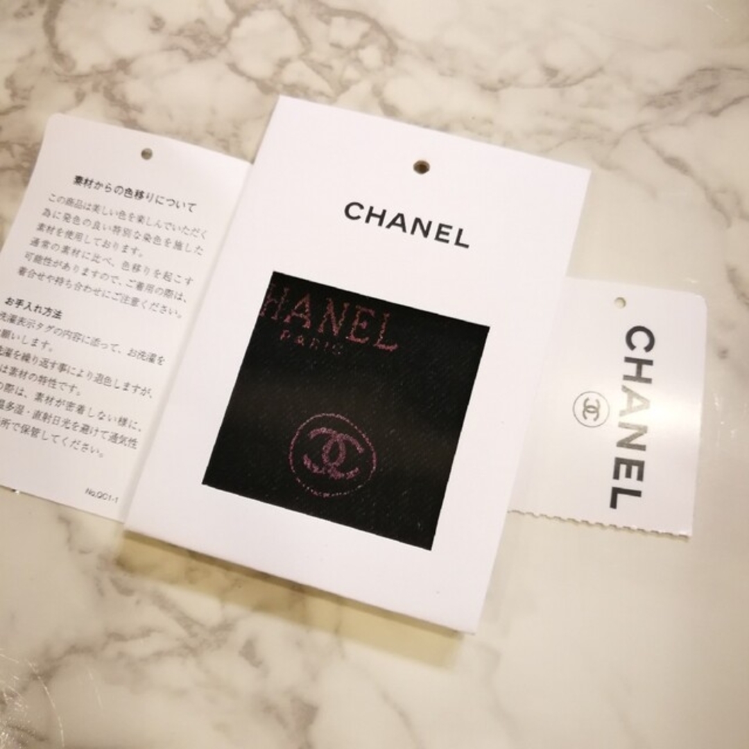 CHANEL(シャネル)のシャネル　ロゴ入り　デニムジャケット　34 レディースのジャケット/アウター(Gジャン/デニムジャケット)の商品写真