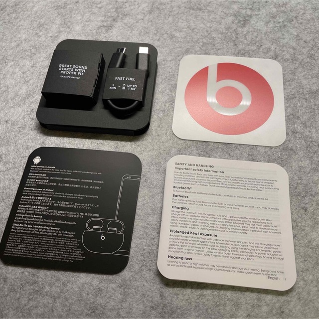 Beats by Dr Dre(ビーツバイドクタードレ)の(美品) Beats Studio Buds ブラック スマホ/家電/カメラのオーディオ機器(ヘッドフォン/イヤフォン)の商品写真