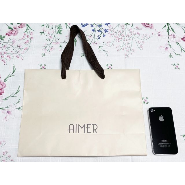 AIMER(エメ)のAIMER エメ 紙袋 ショップ袋 ショッパー レディースのバッグ(ショップ袋)の商品写真