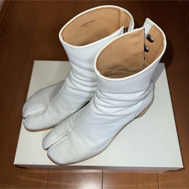 メゾンマルジェラ レザー 足袋 ブーツ 白 タビ Tabi 最初の 49.0%割引