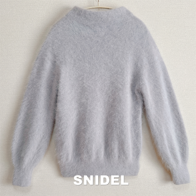 SNIDEL(スナイデル)の【SNIDEL】スナイデル アンゴラ ふわふわニット レディースのトップス(ニット/セーター)の商品写真