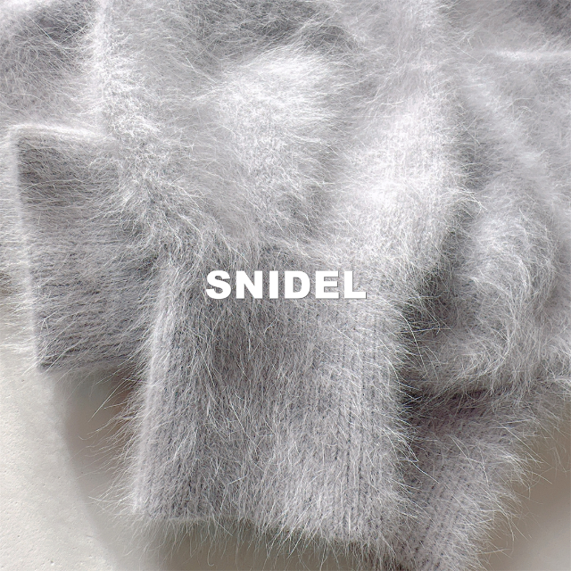 SNIDEL(スナイデル)の【SNIDEL】スナイデル アンゴラ ふわふわニット レディースのトップス(ニット/セーター)の商品写真