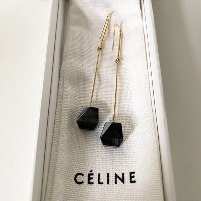 セリーヌ  フィービー　佐々木希　ピアス　celine