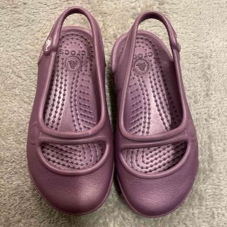 クロックス(crocs)のcrocs クロックスサンダル 6サイズ パープル(サンダル)