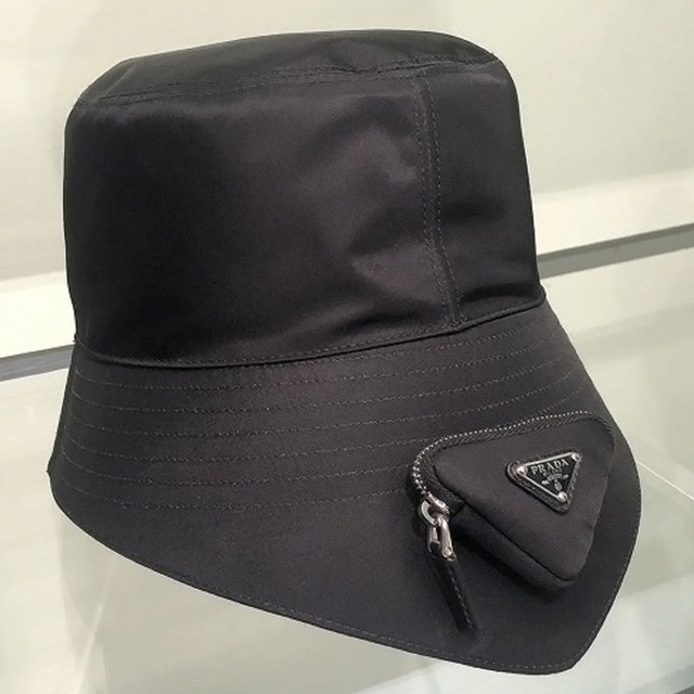 格安saleスタート】 - PRADA 新作 新品 トライアングル ロゴ バケット