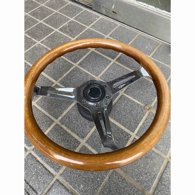 定番　NARDI レザーステアリング　360mm ホーン付き　刻印