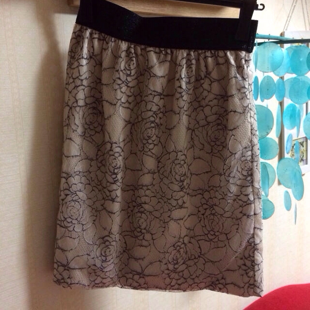 Swingle(スウィングル)の新品札付き☆swingle スカート レディースのスカート(ひざ丈スカート)の商品写真