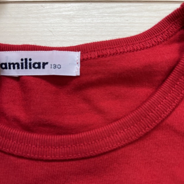 familiar(ファミリア)のfamiliar♡半袖Tシャツ(赤)/130cm キッズ/ベビー/マタニティのキッズ服女の子用(90cm~)(Tシャツ/カットソー)の商品写真