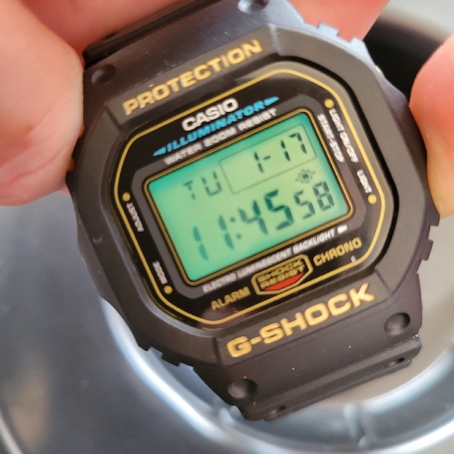 G-SHOCK DW-5600E 黒金 腕時計 カシオ