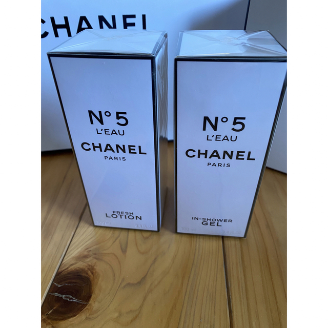 CHANEL(シャネル)のシャネル　シャワージェル  フレッシュローション コスメ/美容のボディケア(ボディローション/ミルク)の商品写真