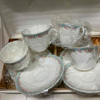Noritake - 新品☆ノリタケ アレグレット カップ&ソーサー 4客の Noritake - 新品☆ノリタケ アレグレット カップ&ソーサー 4客の