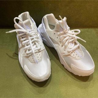 ナイキ(NIKE)のNIKEスニーカー　ほぼ未使用(スニーカー)