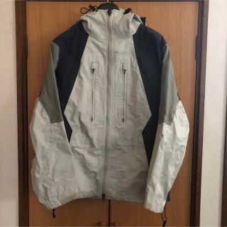 バートン(BURTON)のバートンAKのゴアテックスジャケット(ウエア/装備)