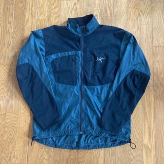 アークテリクス(ARC'TERYX)のARCTERYX TAU LIGHT JACKET L SIZE(ナイロンジャケット)