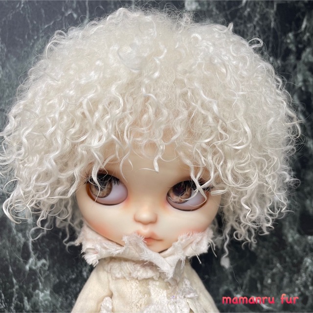 blythe_w-146インディゴ✨チベットラムフルスキンウィッグ