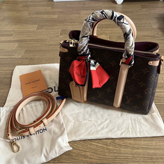 エルメス HERMES レディース ハンドバッグ ブルーゼリージュ /パラジウム金具 トリヨンノヴィーヨ