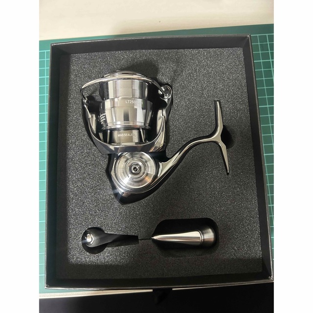 DAIWA 22イグジストLT2500-DH