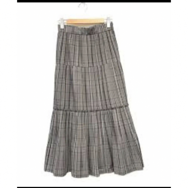 SNIDEL(スナイデル)のsnidel ギャザーティアードIラインスカート レディースのスカート(ロングスカート)の商品写真