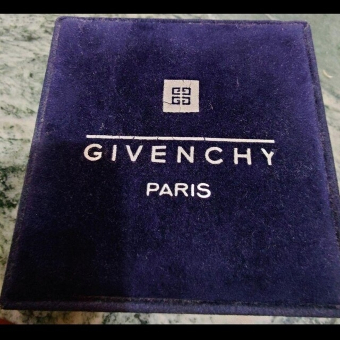 GIVENCHY(ジバンシィ)のジバンシィ　レディースウォッチ レディースのファッション小物(腕時計)の商品写真